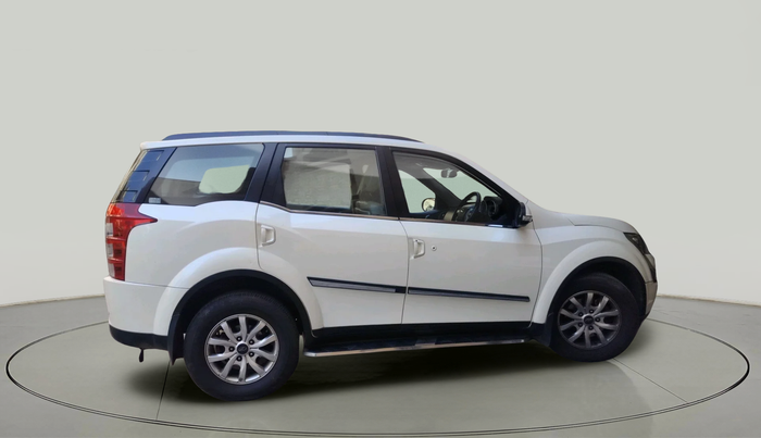 2017 Mahindra XUV500 W10, Diesel, Manual, 1,66,578 km, exterior