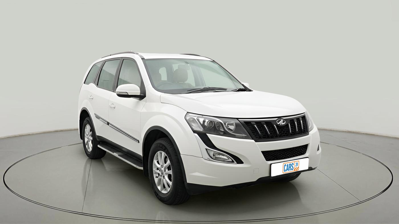 2017 Mahindra XUV500 W10, Diesel, Manual, 1,66,578 km, exterior