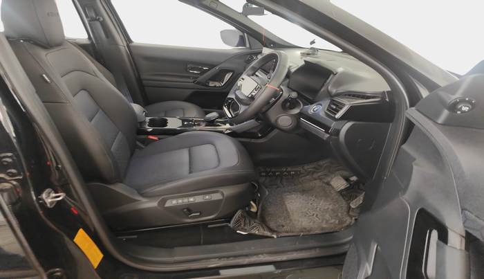 2024 Tata Safari ACCOMPLISHED PLUS 6 STR DARK EDITION AT, Diesel, Automatic, 1,292 km, interior