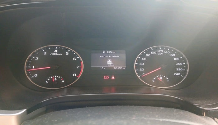 2021 KIA SELTOS HTK PLUS 1.5, Petrol, Manual, 69,196 km, interior