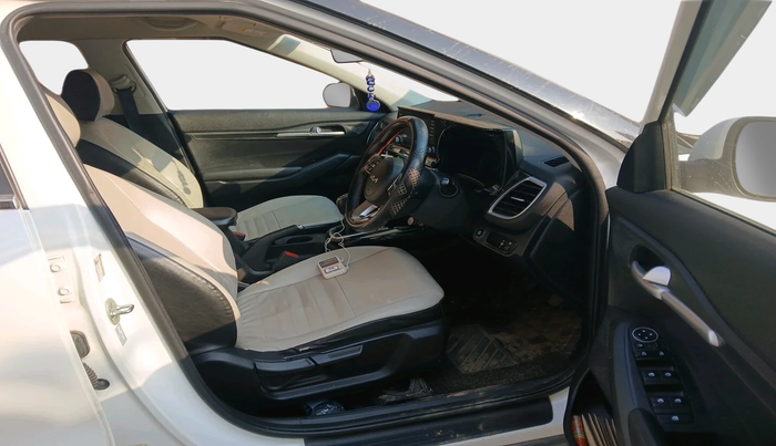 2021 KIA SELTOS HTK PLUS 1.5, Petrol, Manual, 69,196 km, interior