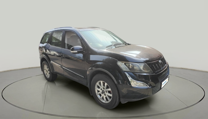 2016 Mahindra XUV500 W10, Diesel, Manual, 76,773 km, exterior