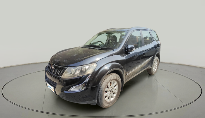 2016 Mahindra XUV500 W10, Diesel, Manual, 76,773 km, exterior