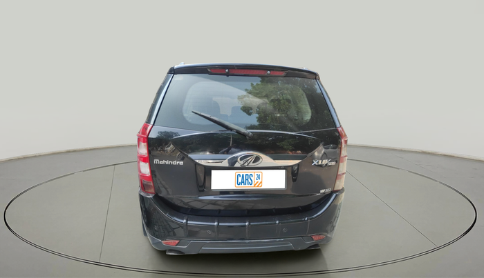 2016 Mahindra XUV500 W10, Diesel, Manual, 76,773 km, exterior