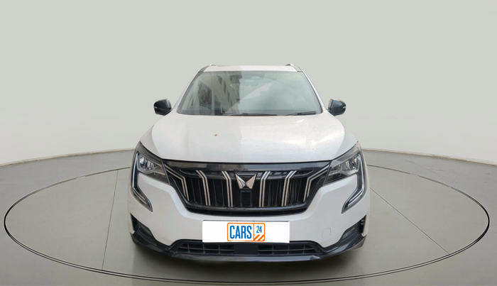 2022 Mahindra XUV700 AX 7 LUXURY D AT 7 STR, Diesel, Automatic, 45,569 km, exterior