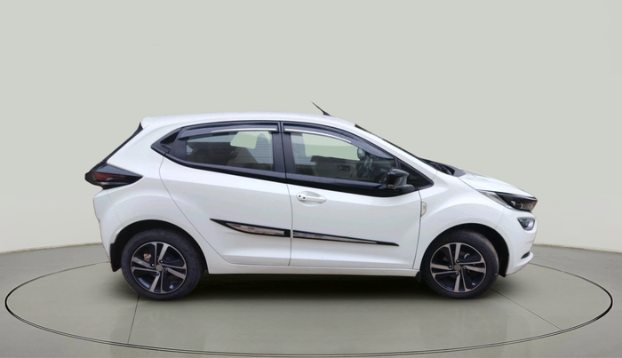 2023 Tata ALTROZ XZA, Petrol, Automatic, 13,886 km, exterior