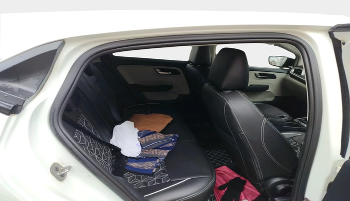 2023 Tata ALTROZ XZA, Petrol, Automatic, 13,886 km, interior