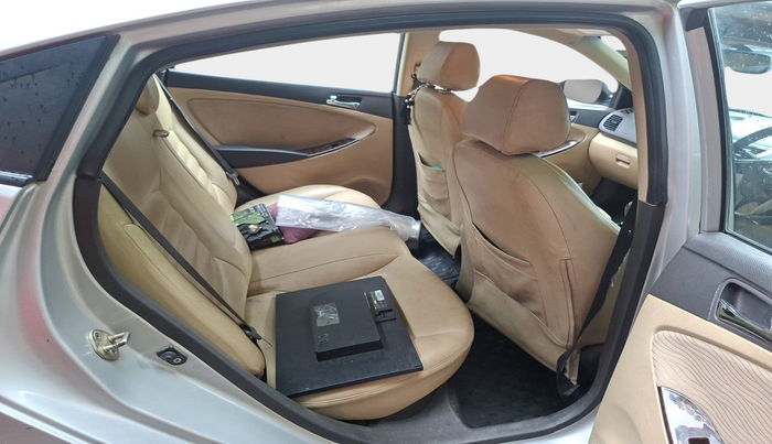 2012 Hyundai Verna FLUIDIC 1.6 VTVT SX, Diesel, Manual, 1,14,316 km, interior