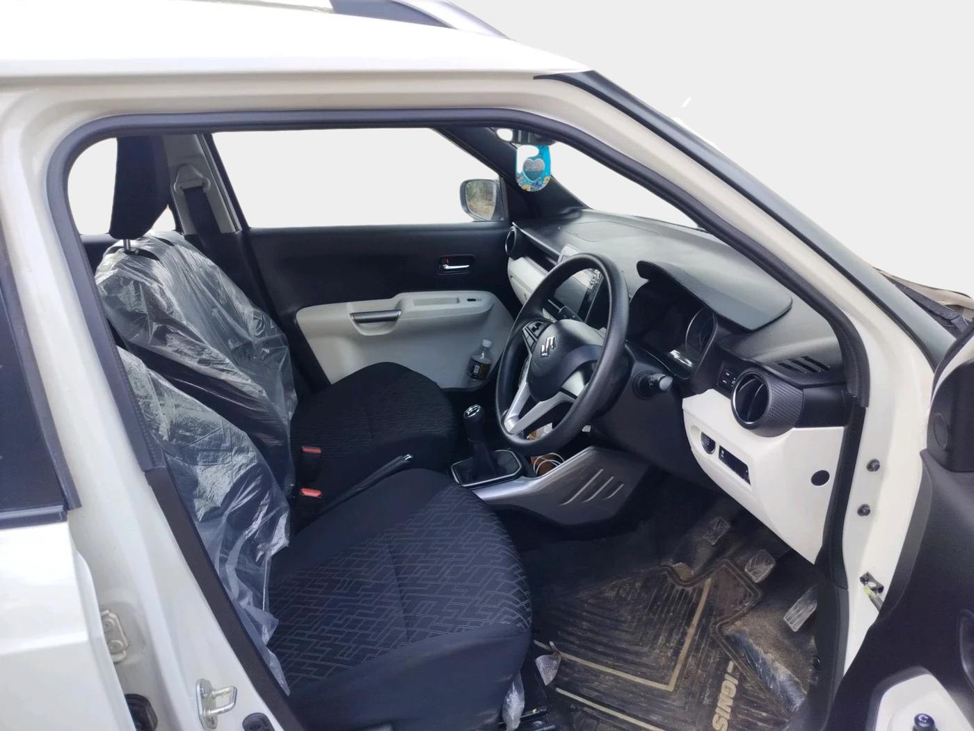 2024 Maruti IGNIS ZETA 1.2, Petrol, Manual, 8,778 km, interior