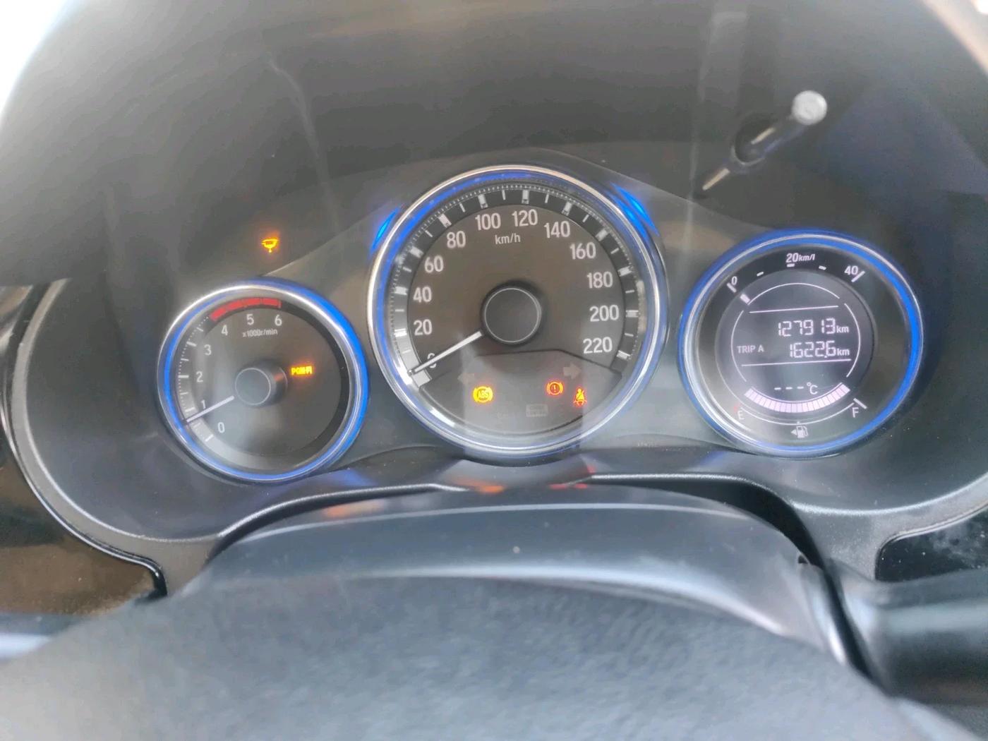 2014 Honda City 1.5L I-DTEC SV, Diesel, Manual, 1,28,312 km, interior