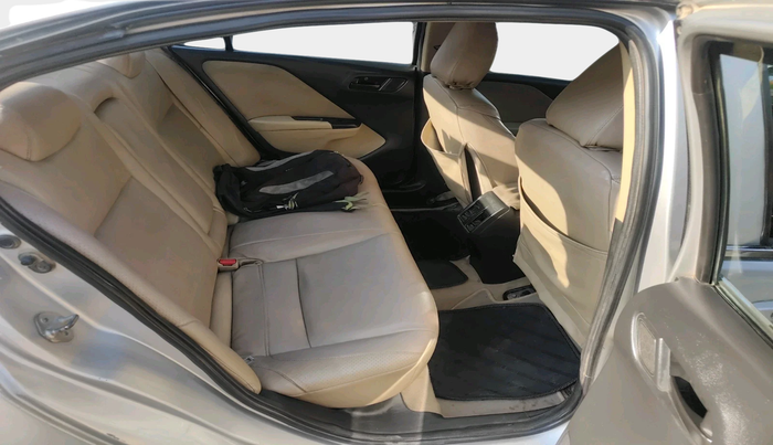 2014 Honda City 1.5L I-DTEC SV, Diesel, Manual, 1,28,312 km, interior