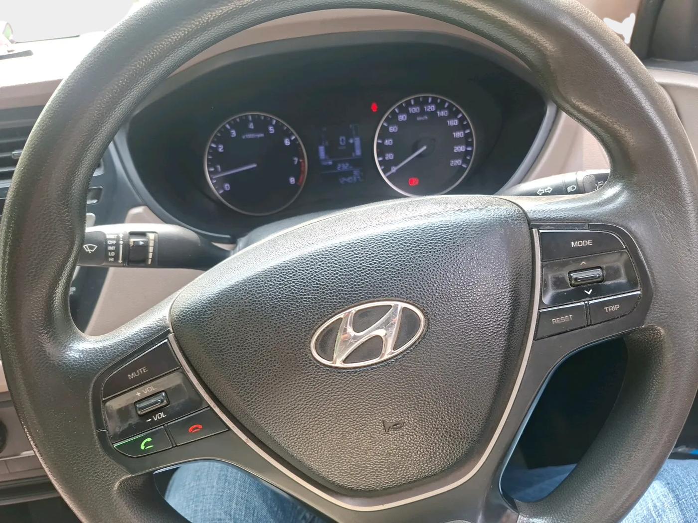 2014 Hyundai Elite i20 MAGNA 1.2, Petrol, Manual, 1,24,500 km, interior