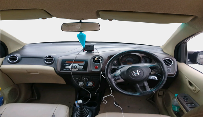 2013 Honda Amaze 1.2L I-VTEC S, Petrol, Manual, 1,74,505 km, interior