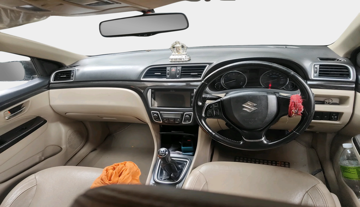2017 Maruti Ciaz ALPHA DIESEL 1.3, Diesel, Manual, 71,123 km, interior