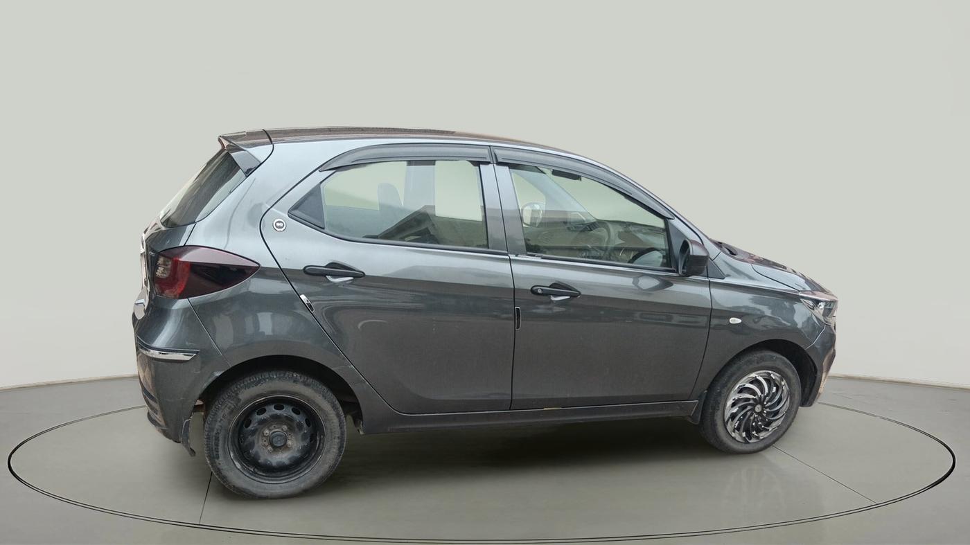 2023 Tata Tiago XE CNG, Petrol, Manual, 61,000 km, exterior
