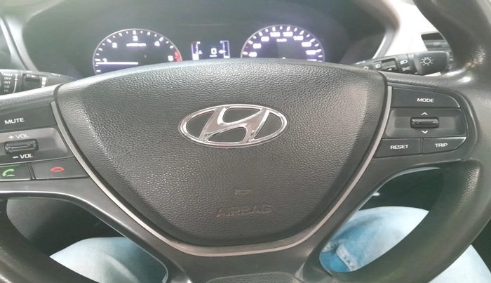 2016 Hyundai Elite i20 SPORTZ 1.4 CRDI, Diesel, Manual, 1,46,639 km, interior