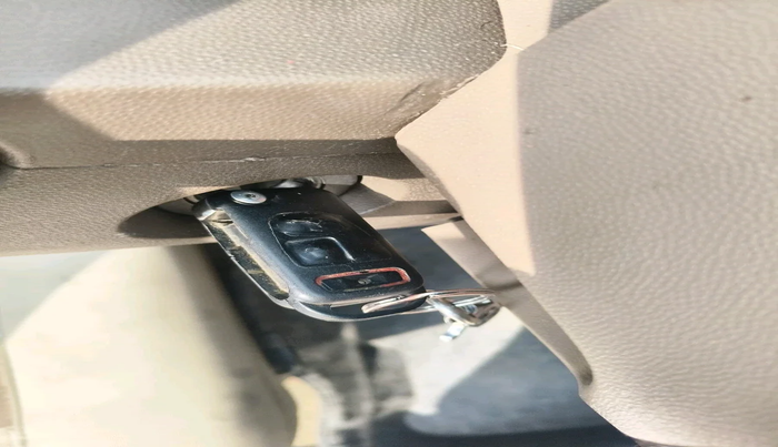 2014 Mahindra Bolero ZLX BS IV, Diesel, Manual, 1,11,212 km, interior