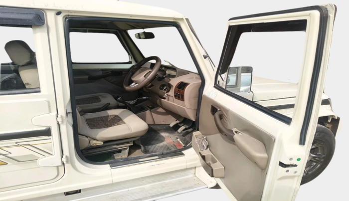 2014 Mahindra Bolero ZLX BS IV, Diesel, Manual, 1,11,212 km, interior