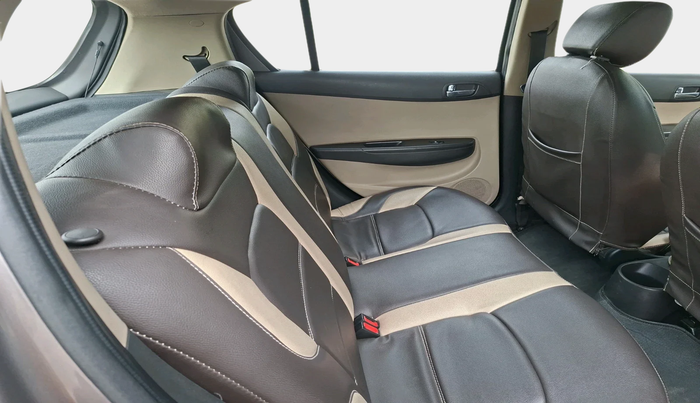 2012 Hyundai i20 MAGNA 1.4 CRDI, Diesel, Manual, 1,09,007 km, interior