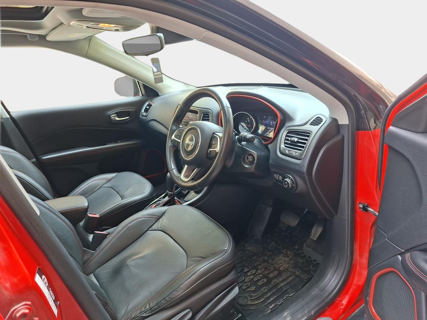 2019 Jeep Compass TRAILHAWK (O) 2.0 4X4, Diesel, Automatic, 99,750 km, interior