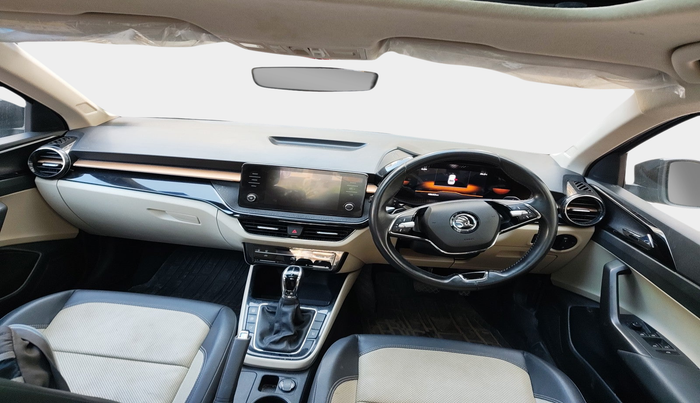 2023 Skoda SLAVIA STYLE 1.0L TSI AT, Petrol, Automatic, 48,700 km, interior