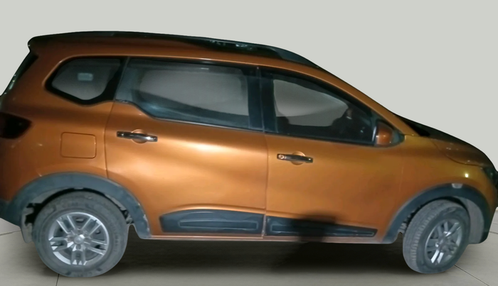2020 Renault TRIBER RXT, Petrol, Manual, 32,845 km, exterior