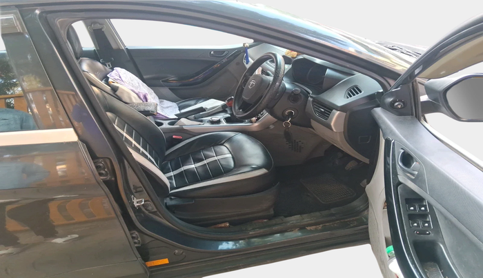 2018 Tata NEXON XM DIESEL, Diesel, Manual, 1,22,774 km, interior