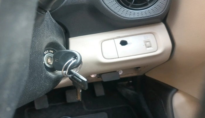 2020 Hyundai NEW SANTRO MAGNA, Petrol, Manual, 64,342 km, interior