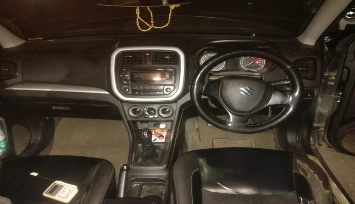 2018 Maruti Vitara Brezza VDI, Diesel, Manual, 1,35,312 km, interior