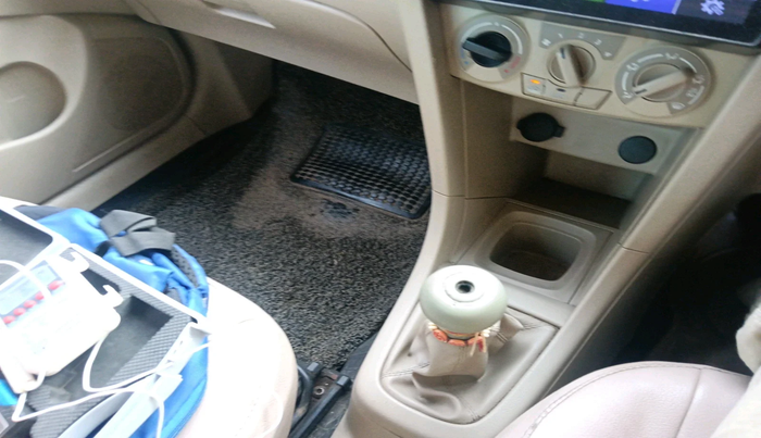 2019 Maruti Swift Dzire TOUR S-CNG, Petrol, Manual, 1,56,945 km, interior