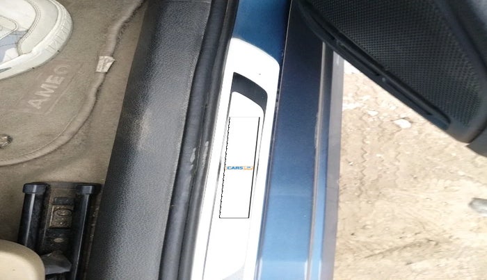 2016 Volkswagen Ameo HIGHLINE1.5L, Diesel, Manual, 1,30,919 km, interior