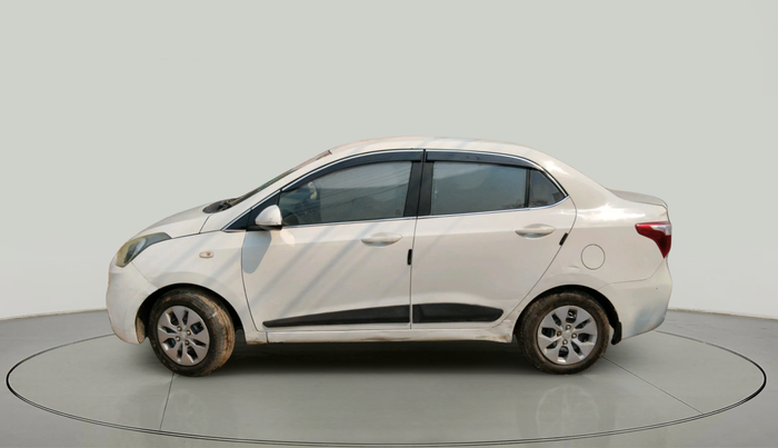 2018 Hyundai Xcent E+, Petrol, Manual, 1,01,199 km, exterior