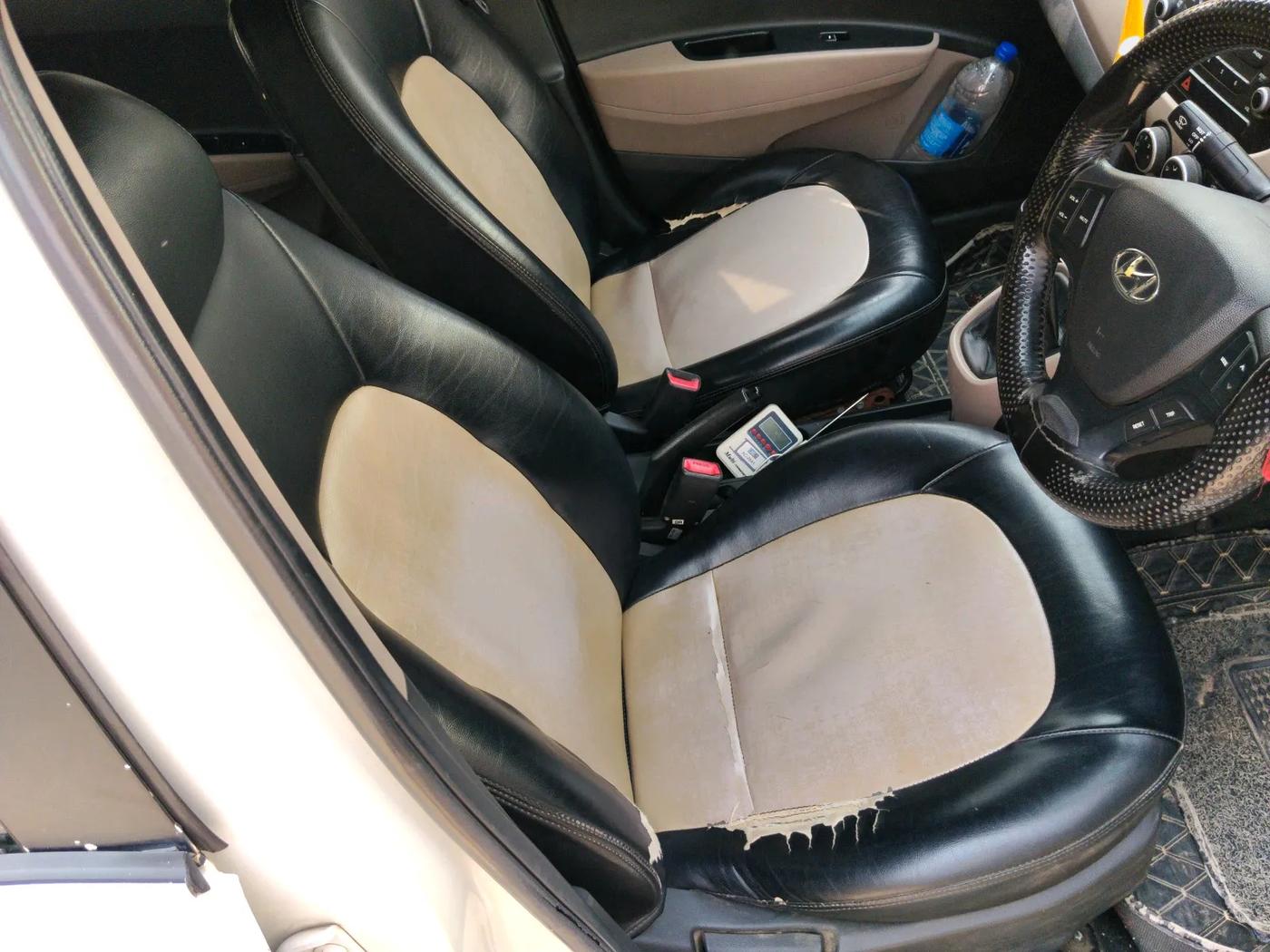 2018 Hyundai Xcent E+, Petrol, Manual, 1,01,199 km, interior