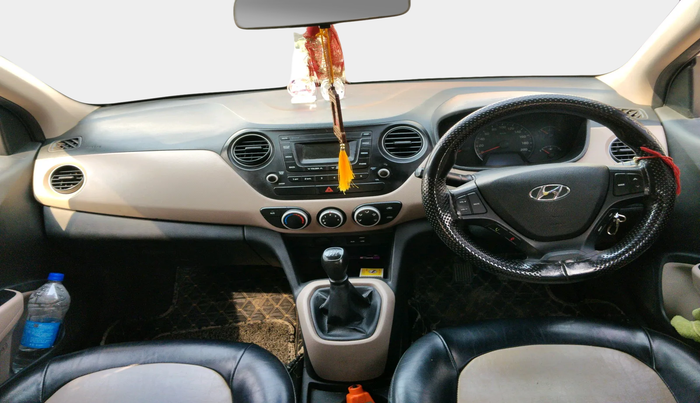 2018 Hyundai Xcent E+, Petrol, Manual, 1,01,199 km, interior