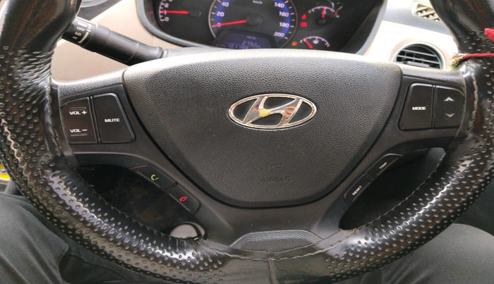 2018 Hyundai Xcent E+, Petrol, Manual, 1,01,199 km, interior