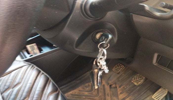 2019 Maruti Swift LXI, Petrol, Manual, 30,708 km, interior