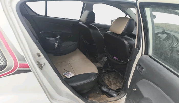 2013 Maruti Ritz LXI, Petrol, Manual, 1,09,001 km, interior