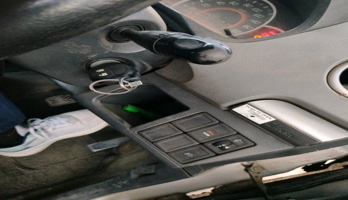 2012 Maruti Wagon R 1.0 VXI, Petrol, Manual, 68,325 km, interior