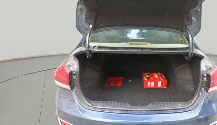 2019 Maruti Ciaz ALPHA  AT 1.5 SHVS PETROL, Petrol, Automatic, 42,718 km, exterior