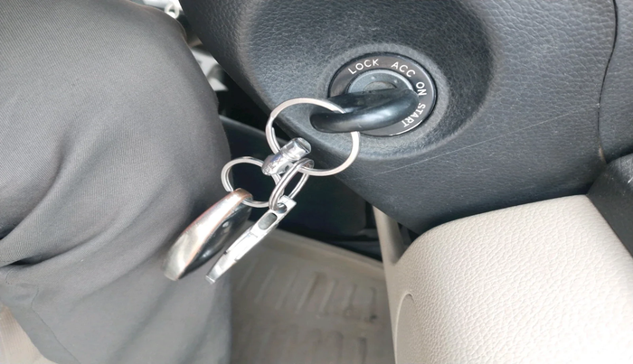 2016 Hyundai Eon ERA +, Petrol, Manual, 93,443 km, interior