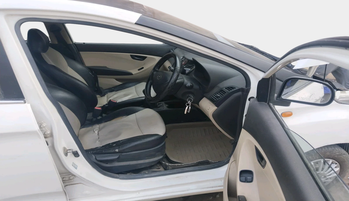 2016 Hyundai Eon ERA +, Petrol, Manual, 93,443 km, interior