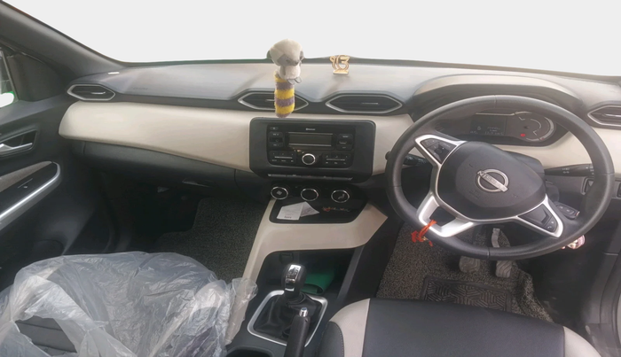 2024 Nissan MAGNITE XL AMT EZ Shift, Petrol, Automatic, 14,440 km, interior