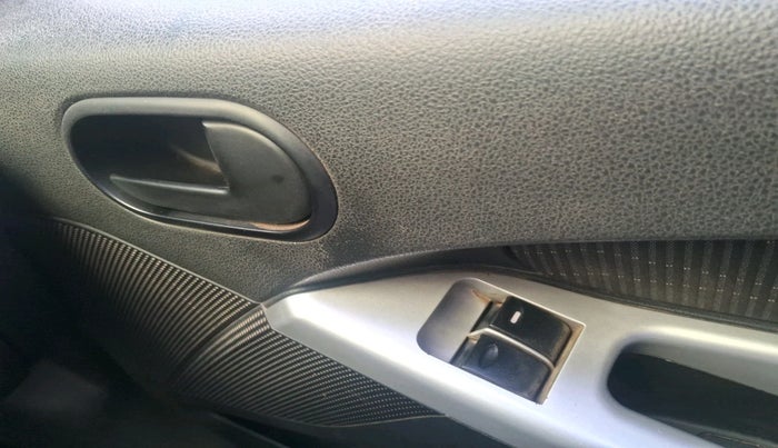 2014 Ford Figo ZXI 1.2 PETROL, Petrol, Manual, 1,10,351 km, interior