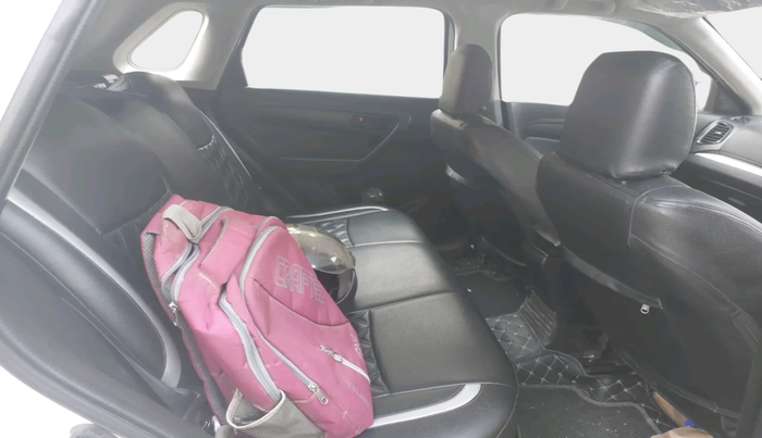 2020 Maruti Vitara Brezza LXI, Petrol, Manual, 78,166 km, interior