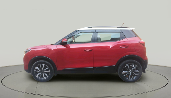 2019 Mahindra XUV300 W8 (O) 1.5 DIESEL, Diesel, Manual, 1,64,932 km, exterior