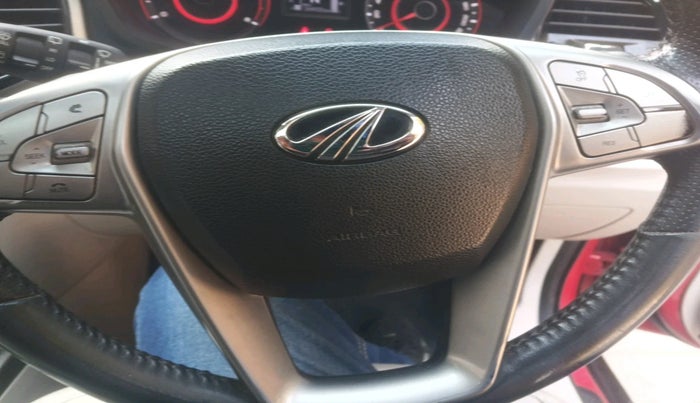 2019 Mahindra XUV300 W8 (O) 1.5 DIESEL, Diesel, Manual, 1,64,932 km, interior