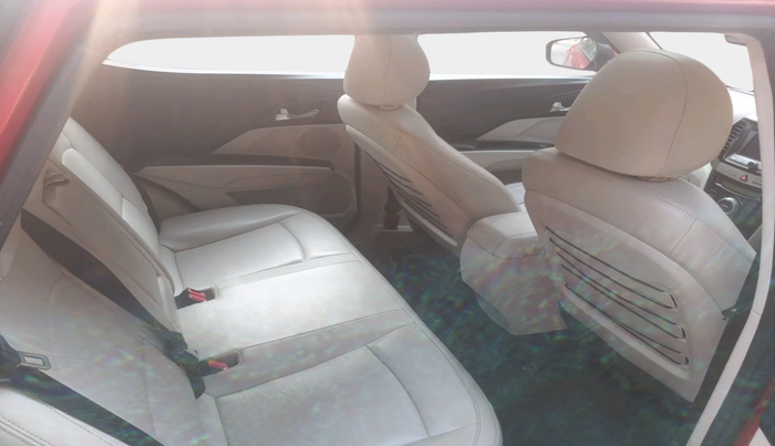 2019 Mahindra XUV300 W8 (O) 1.5 DIESEL, Diesel, Manual, 1,64,932 km, interior