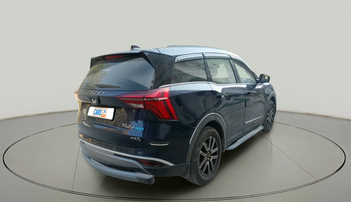 2022 Mahindra XUV700 AX 7 LUXURY P AT 7 STR, Petrol, Automatic, 33,641 km, exterior