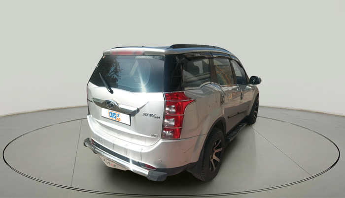 2017 Mahindra XUV500 W6 1.99, Diesel, Manual, 43,420 km, exterior