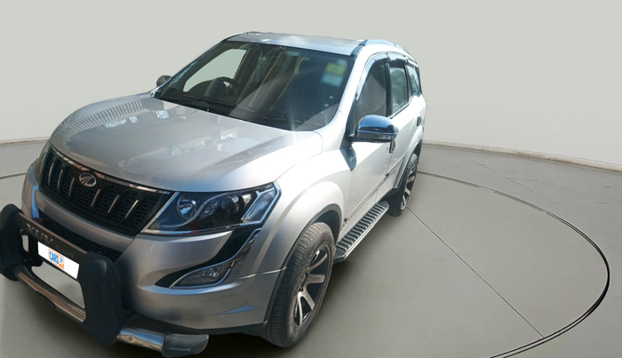 2017 Mahindra XUV500 W6 1.99, Diesel, Manual, 43,420 km, exterior